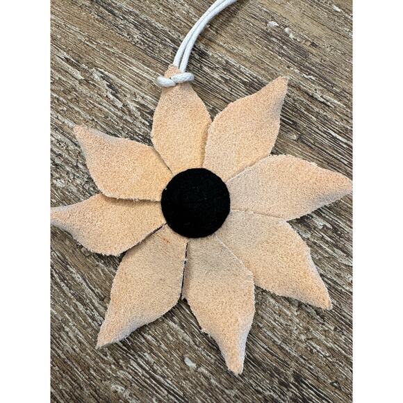 Christmas White Poinsettia Purse Charm Genuine Leather Christmas Holiday Charm - Picture 6 of 7